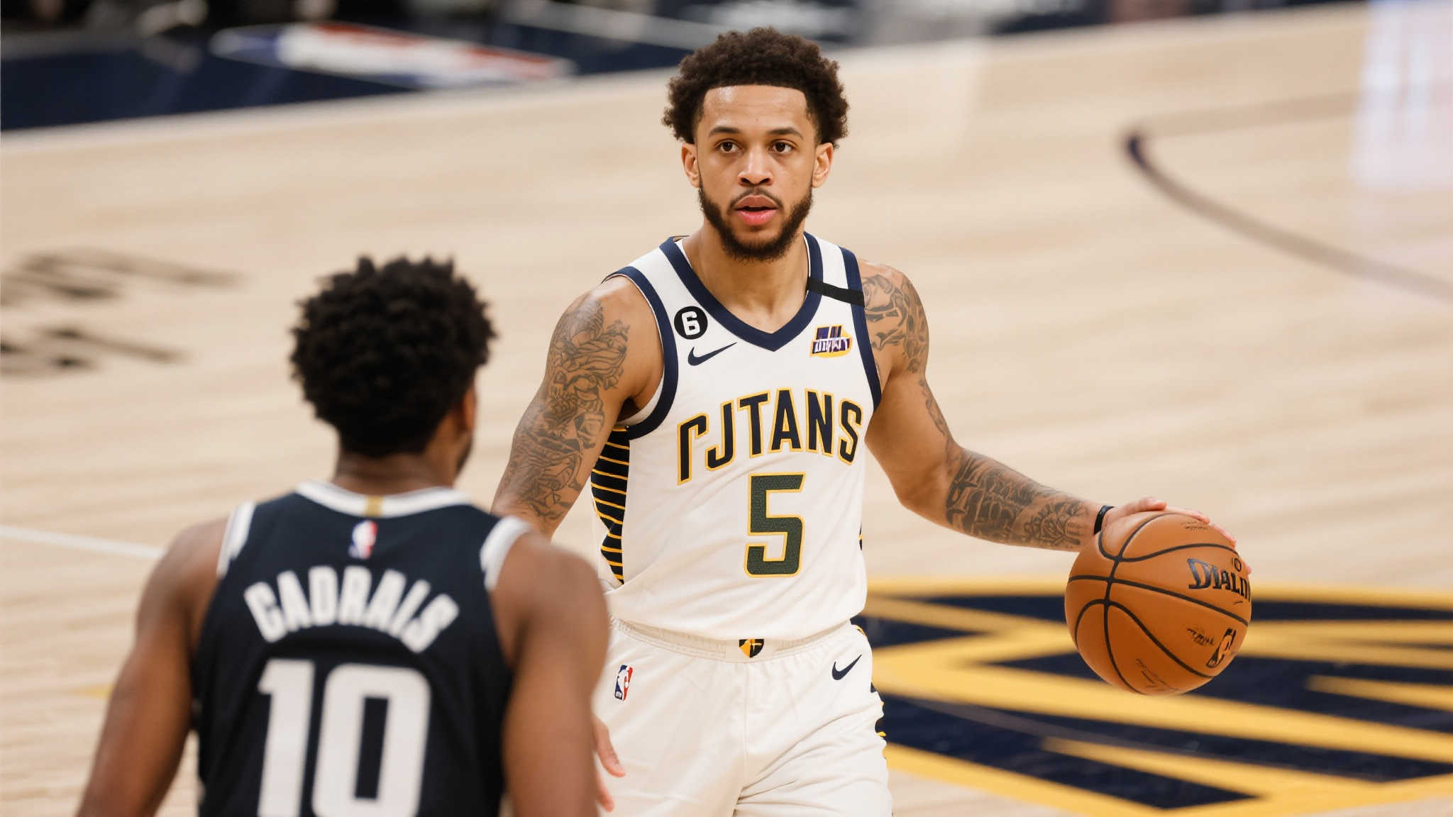 奇才麦康奈尔场均11+5，11年前巴里亚数据如何？