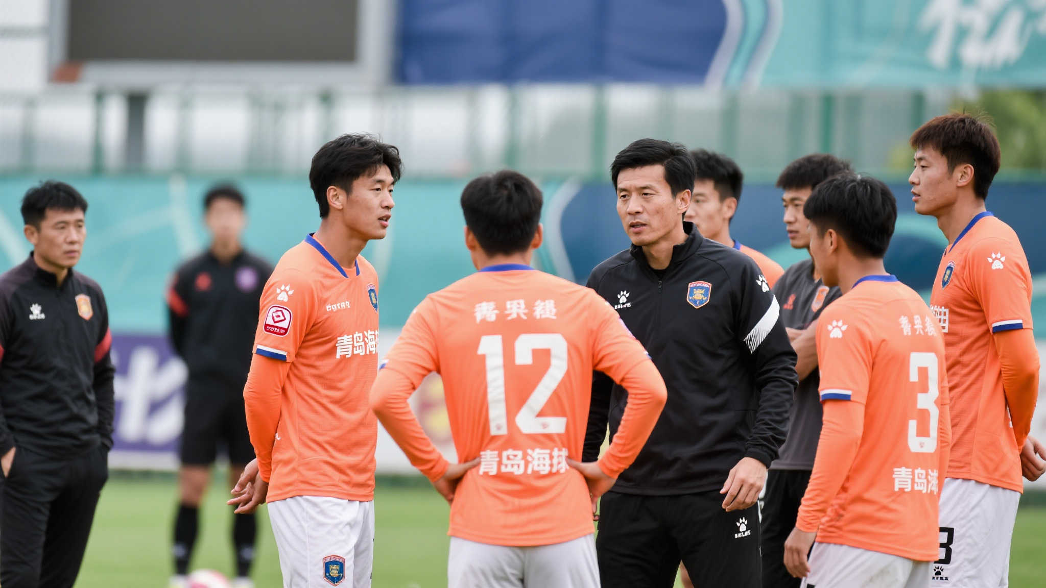 足球报:海牛近两轮联赛倚重现有阵容,新外援有望成惊喜奇兵 足球报:海牛近两轮联赛倚重现有阵容,新外援有望成惊喜奇兵